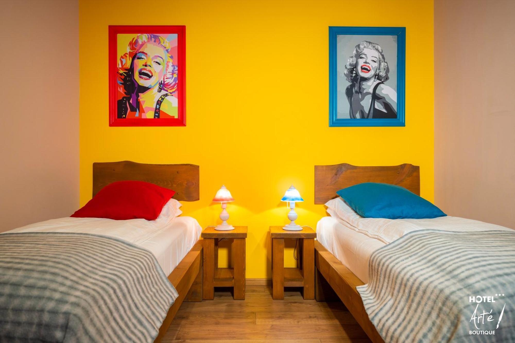 Art'E Boutique Rooms BaileTusnad Esterno foto