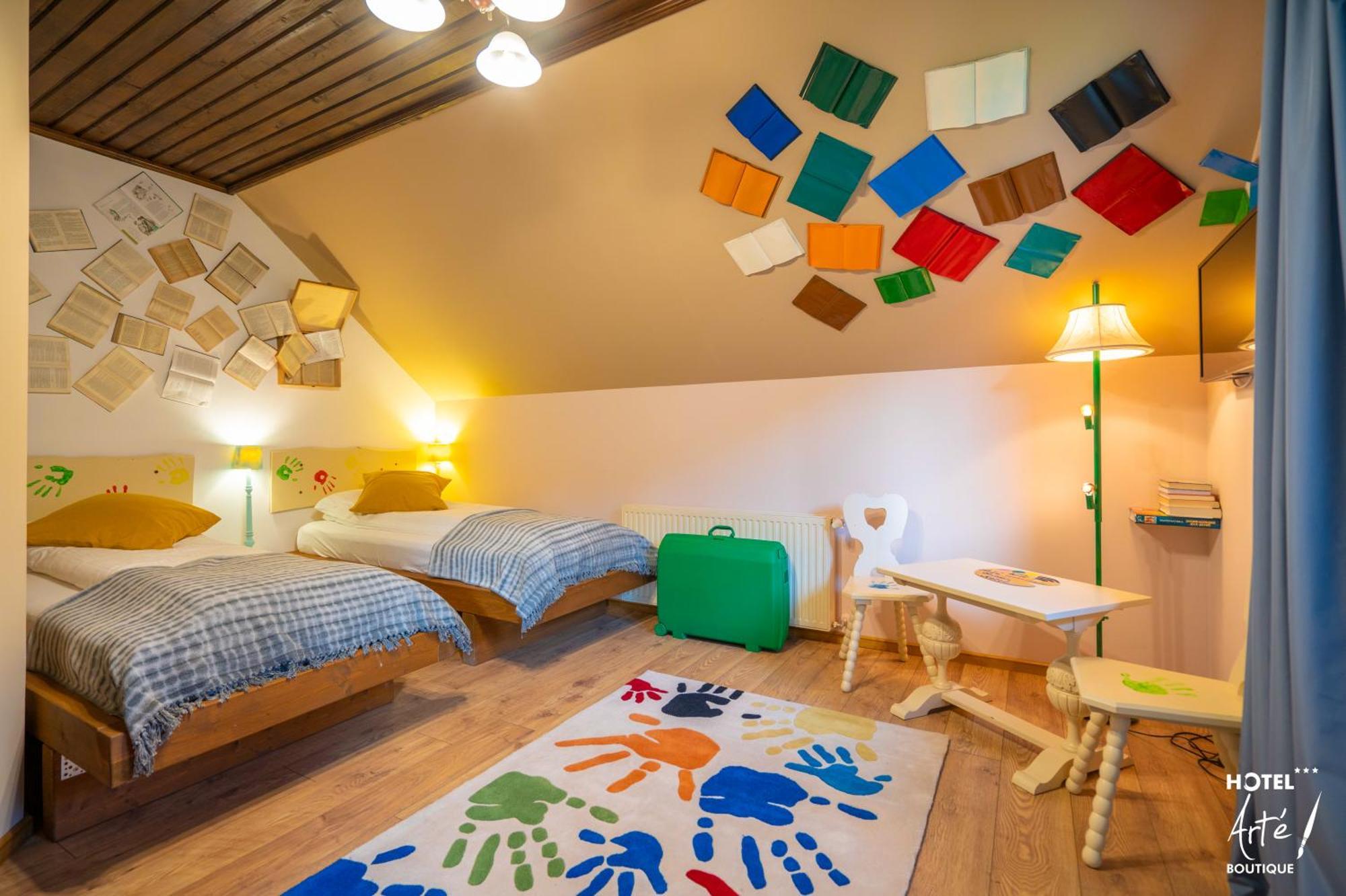 Art'E Boutique Rooms BaileTusnad Esterno foto