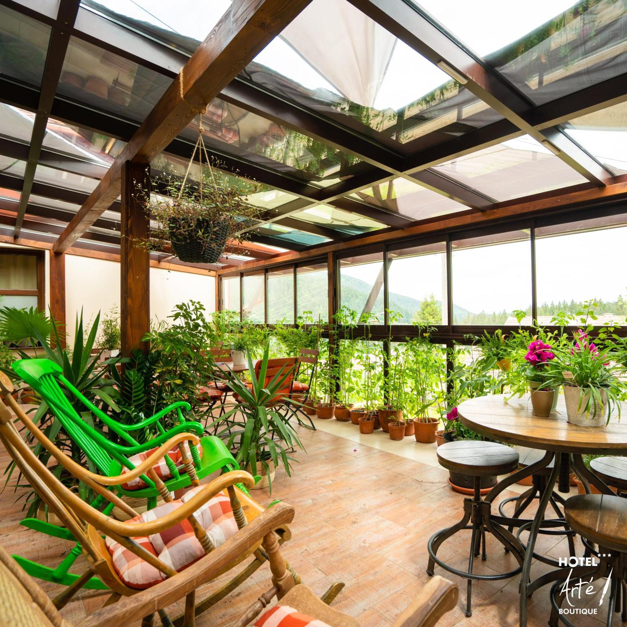 Art'E Boutique Rooms BaileTusnad Esterno foto